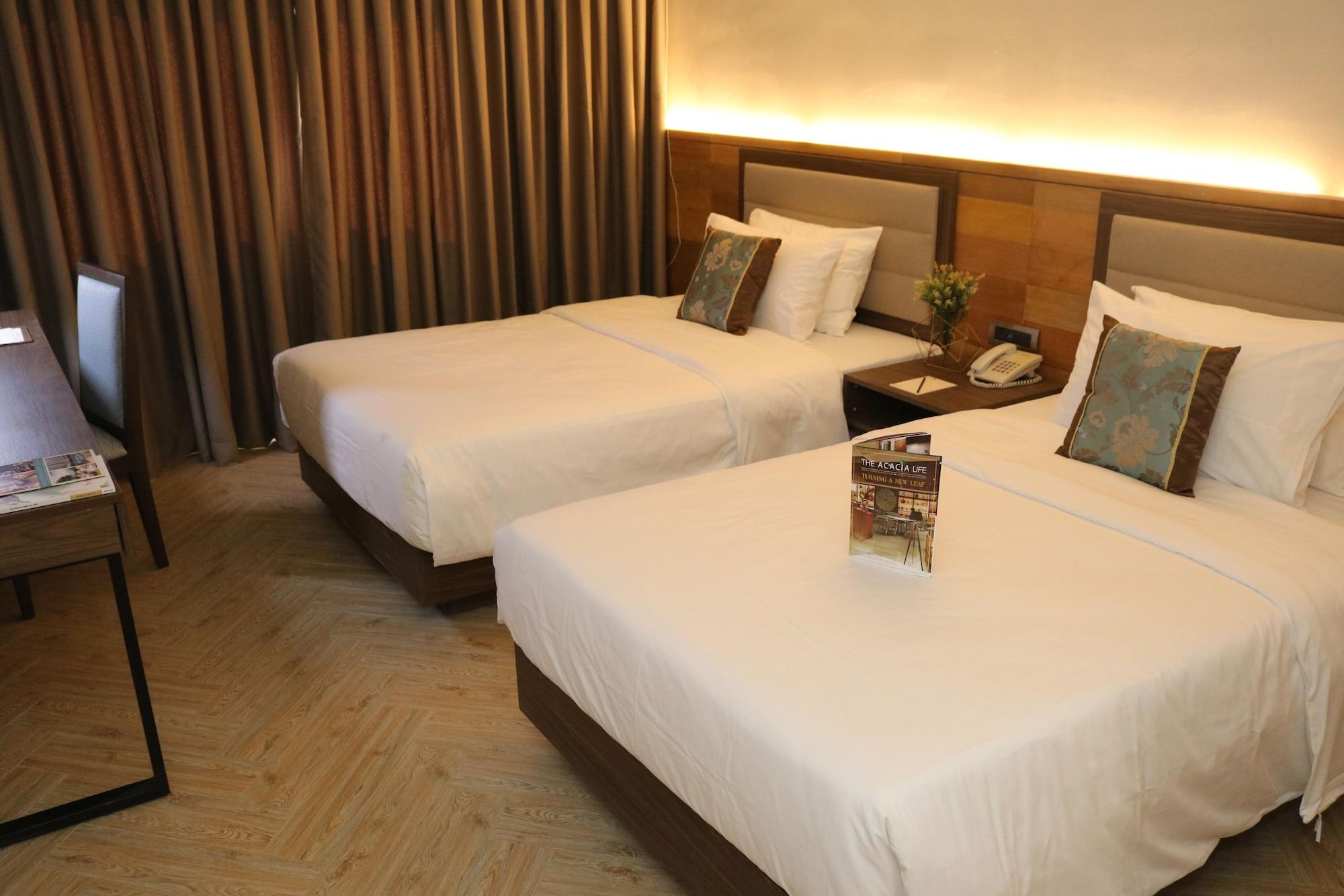 Acacia Hotel Баколод Экстерьер фото