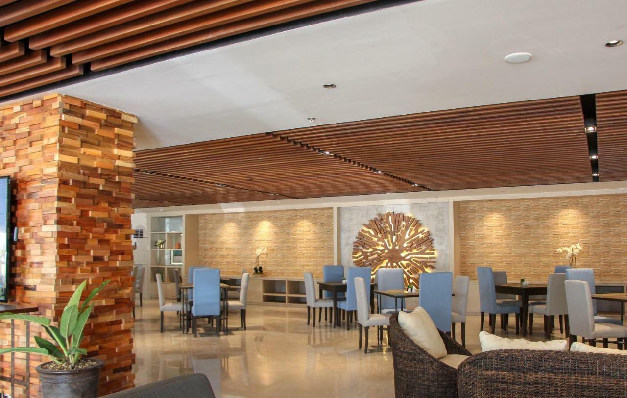 Acacia Hotel Баколод Экстерьер фото